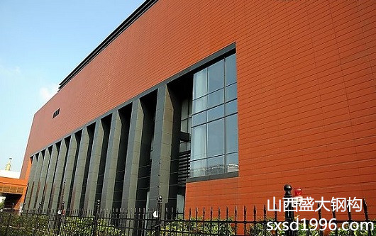 鋼結(jié)構(gòu)廠(chǎng)房